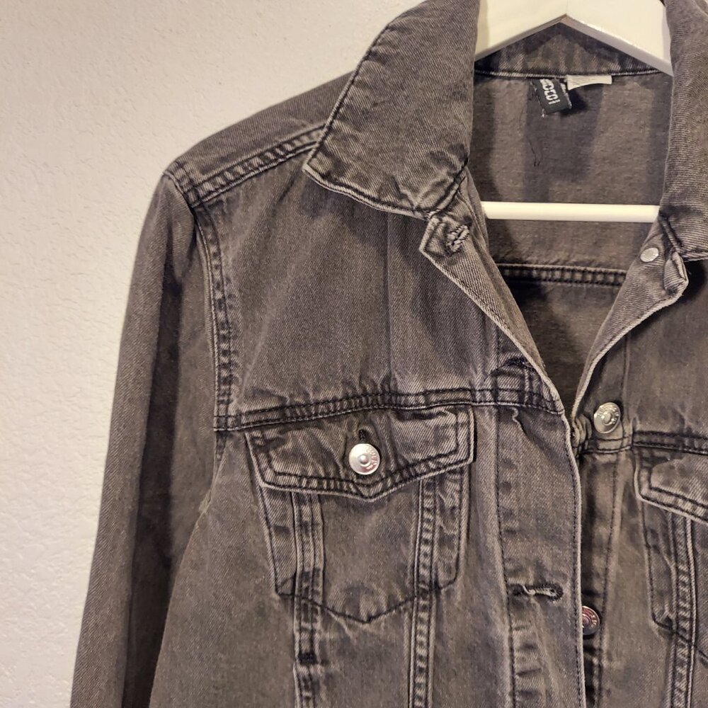 H&M Divided Grey Wash Denim Jacket 100% Cotton Size 6 - Picture 10 of 11